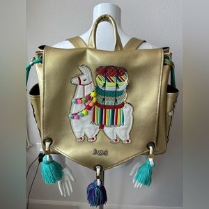 HANDMADE AnaBanana backpack gold color with alpaca fabrics handmade in Colombia